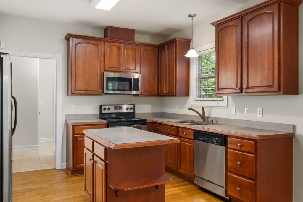 Luxury Kitchen Cabinets in West Palm Beach FL